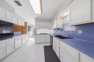 2627 Anniston Dr, Houston, TX 77080 - Photo 18