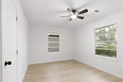 2111 Briar Lane, La Marque, TX 77568 - Photo 12