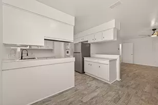 5615 Beechnut St, Houston, TX 77096 - Photo 20