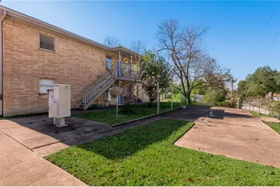 525 12th Street #7, Huntsville, TX 77340 - Photo 1