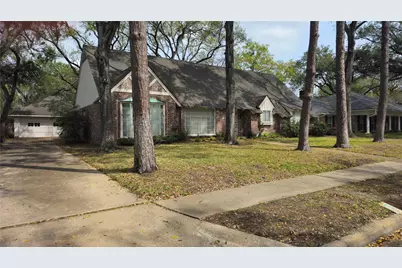 12322 Broken Bough Drive, Houston, TX 77024 - Photo 2