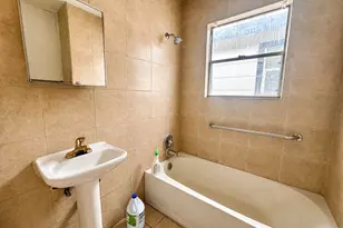 2401 Hadley, Houston, TX 77003 - Photo 6