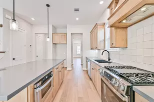 2519 S Houston Ave, Pearland, TX 77581 - Photo 20