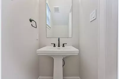 2519 S Houston Avenue, Pearland, TX 77581 - Photo 36