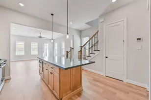 2519 S Houston Ave, Pearland, TX 77581 - Photo 14