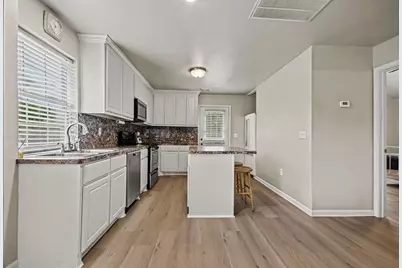 4412 Nicholini Street, Dickinson, TX 77539 - Photo 12