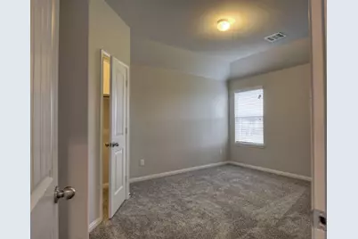 9517 Yellow Rose Drive, Texas City, TX 77591 - Photo 8