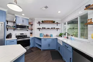 16374 Larkfield Dr, Houston, TX 77059 - Photo 8