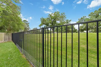 16374 Larkfield Drive, Houston, TX 77059 - Photo 20