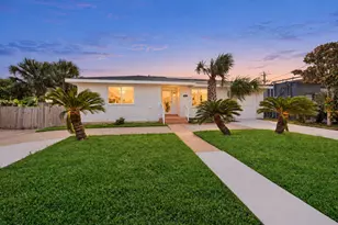 3613 83rd St, Galveston, TX 77554 - Photo 1