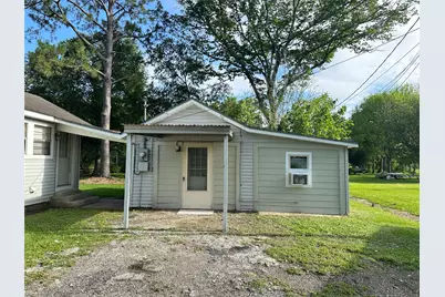 601 E Houston Street #A, Highlands, TX 77562 - Photo 1