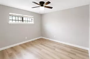 2819 Berry St, Houston, TX 77004 - Photo 8