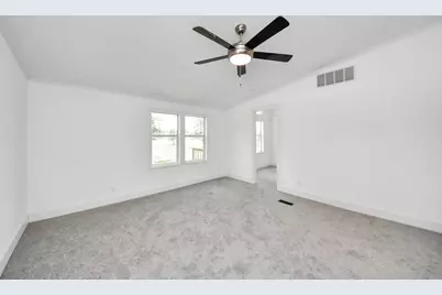 11735 E Old Oak Trail, Willis, TX 77378 - Photo 10