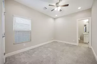 4450 W Tidwell Rd, Houston, TX 77091 - Photo 16