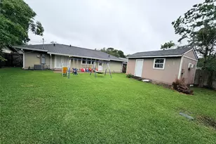 3407 Avenue N, Nederland, TX 77627 - Photo 12