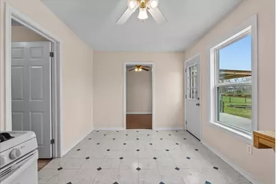 909 Tarpey Road, Texas City, TX 77591 - Photo 12