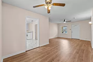 909 Tarpey Rd, Texas City, TX 77591 - Photo 10