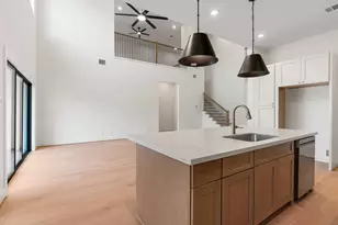 1420 Flamingo St, Conroe, TX 77385 - Photo 10