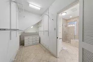 11211 Greenwillow St, Houston, TX 77035 - Photo 24