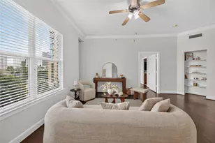 1010 Rosine St, Houston, TX 77019 - Photo 10