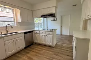 9718 Truscon Dr, Houston, TX 77080 - Photo 8