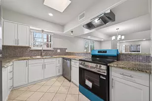 1114 Augusta Dr, Houston, TX 77057 - Photo 12