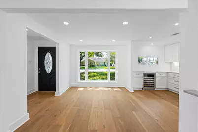 10730 Wickersham Lane, Houston, TX 77042 - Photo 8