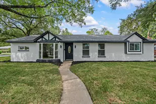 10730 Wickersham Ln, Houston, TX 77042 - Photo 2