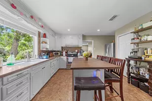 202 Sweed St, Brenham, TX 77833 - Photo 10