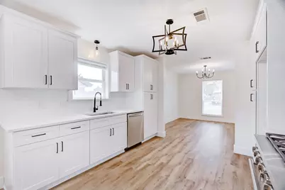 662 Birchwood Drive, Port Neches, TX 77651 - Photo 14