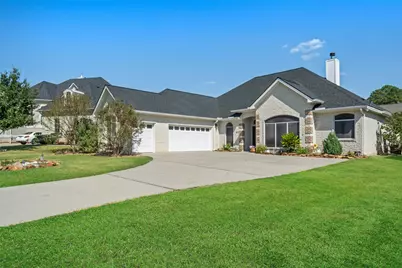 47 Cloverdale Court, Montgomery, TX 77356 - Photo 2