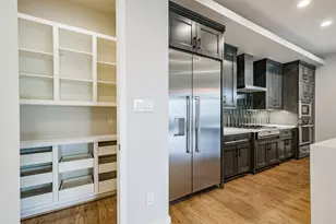 711 W Clay St, Houston, TX 77019 - Photo 18