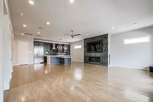 711 W Clay St, Houston, TX 77019 - Photo 12