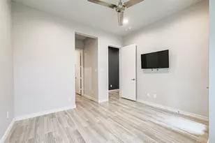 711 W Clay St, Houston, TX 77019 - Photo 10