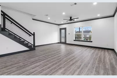 911 Panama Boulevard, Houston, TX 77009 - Photo 4