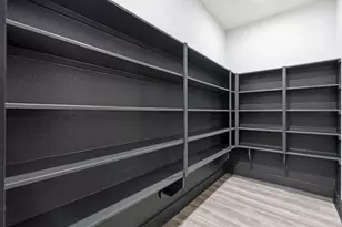 911 Panama Blvd, Houston, TX 77009 - Photo 10