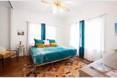 429 Hawthorne Street #8, Houston, TX 77006 - Photo 6