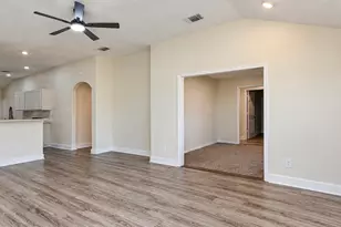 502 S Hyannis Port St, Crosby, TX 77532 - Photo 8