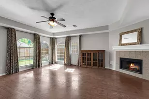 1316 Danielle Ln, Pearland, TX 77581 - Photo 6