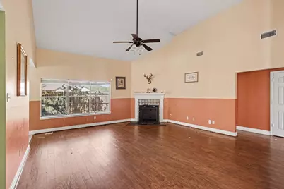 13415 Lake Breeze Lane, Willis, TX 77318 - Photo 4