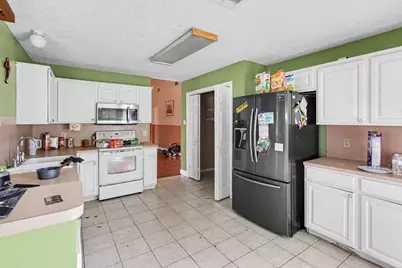 13415 Lake Breeze Lane, Willis, TX 77318 - Photo 10