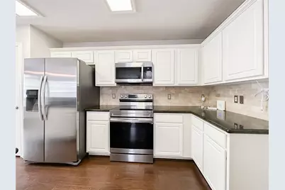 131 Anise Tree Place, The Woodlands, TX 77382 - Photo 6