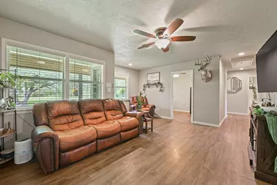 14657 County Road 229, Bedias, TX 77831 - Photo 6