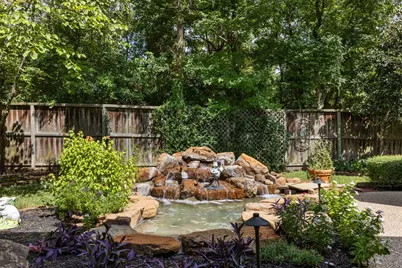 62 S Warbler Bend Circle, The Woodlands, TX 77382 - Photo 32
