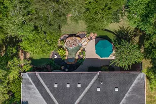 62 S Warbler Bend Cir, The Woodlands, TX 77382 - Photo 36