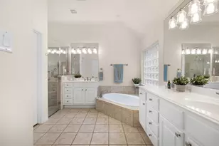 62 S Warbler Bend Cir, The Woodlands, TX 77382 - Photo 26