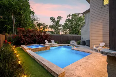 1045 Rosepoint Street, Houston, TX 77018 - Photo 2