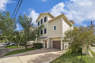 1821 Lewis St, Houston, TX 77009 - Photo 2