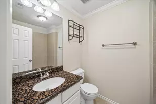 1821 Lewis St, Houston, TX 77009 - Photo 18