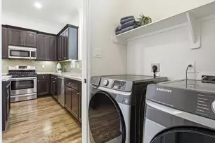 2411 Beall St, Houston, TX 77008 - Photo 24